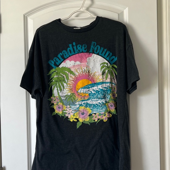 No Boundaries Black Tropical Graphic Tee - Picture 1 of 3